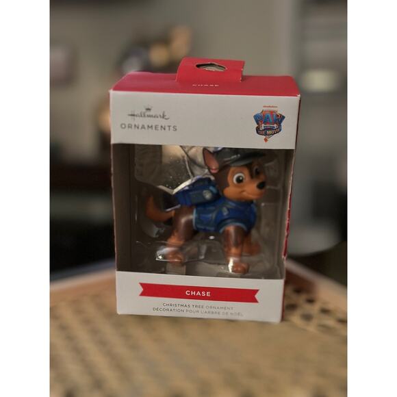 Hallmark Spin Master Paw Patrol The Movie - Case Christmas Ornament. New in Box - Picture 1 of 8